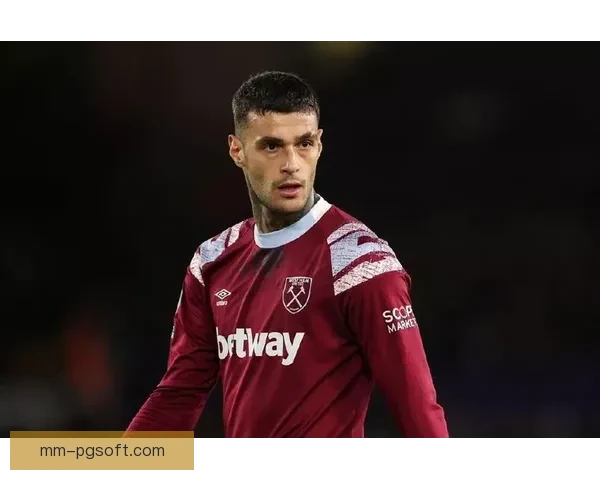 亚特兰大前锋斯卡马卡因脚踝伤势将缺阵六周球队面临阵容调整