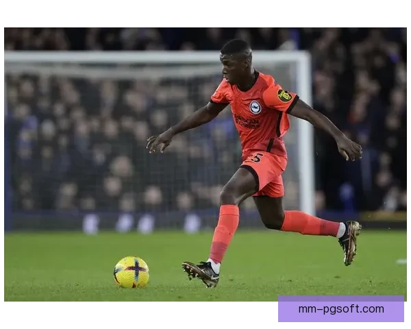 凯塞多逐步融入切尔西中场节奏展现核心掌控力